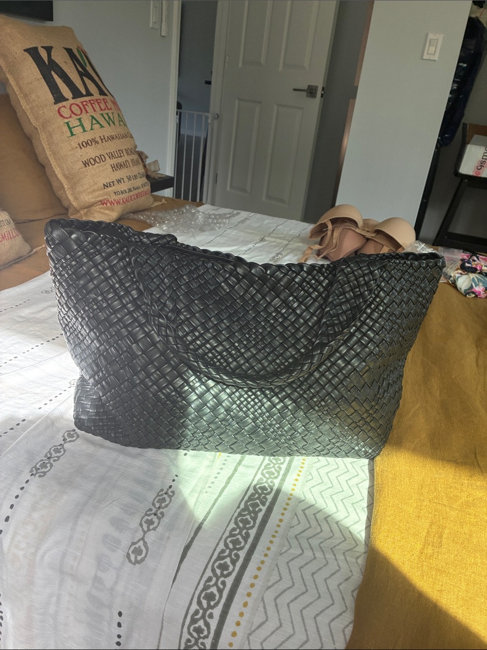 Falorini Large woven tote. Black Leather NWOT